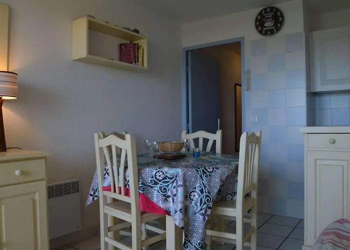 Agreable Situe Dans Un Quartier Calme Cyprien Sc050-040d * Saint-Cyprien